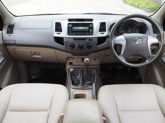 TOYOTA HILUX VIGO SMART CAB 2.5 E VNT 4WD ปี 2011 เกียร์MANUAL 4X4 TOYOTA HILUX VIGO SMART CAB 2.5 E VNT 4WD ปี 2011 เกียร์MANUAL 4X4