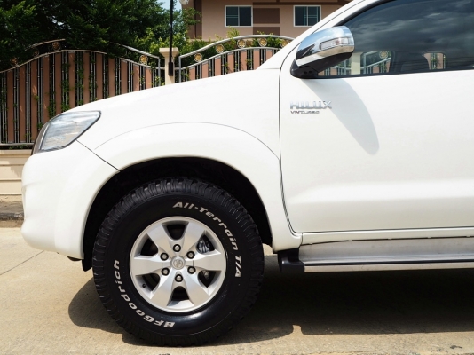 TOYOTA HILUX VIGO SMART CAB 2.5 E VNT 4WD ปี 2011 เกียร์MANUAL 4X4