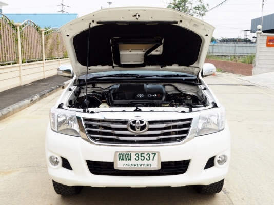 TOYOTA HILUX VIGO SMART CAB 2.5 E VNT 4WD ปี 2011 เกียร์MANUAL 4X4