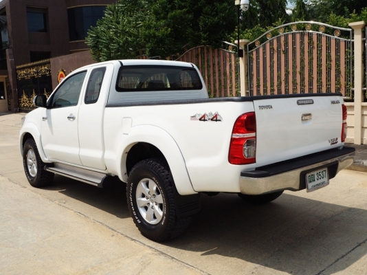 TOYOTA HILUX VIGO SMART CAB 2.5 E VNT 4WD ปี 2011 เกียร์MANUAL 4X4 TOYOTA HILUX VIGO SMART CAB 2.5 E VNT 4WD ปี 2011 เกียร์MANUAL 4X4