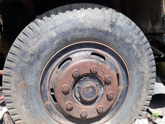 ขาย6ล้อนิสสันเครน11ตันทะเบียนครบราคา 250,000