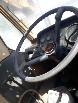 ขาย6ล้อนิสสันเครน11ตันทะเบียนครบราคา 250,000