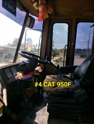 ขายด่วน รถตักล้อยาง. CAT. 950 F. สภาพดีมาก. เล่มทะเบียนพร้อม. ติดต่อด่วน. 0910617179