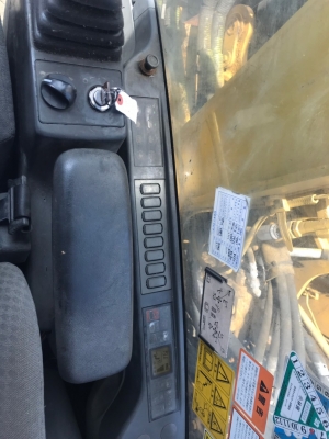 CAT 312D นำเข้าจากญี่ปุ่นใหม่ๆเลยค่ะ ราคาไม่แพง รีบจองนะคะ รถสวยพร้อมทดลองขับ สนใจติดต่อผึ้ง 095-0563605