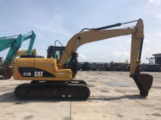 CAT 312D นำเข้าจากญี่ปุ่นใหม่ๆเลยค่ะ ราคาไม่แพง รีบจองนะคะ รถสวยพร้อมทดลองขับ สนใจติดต่อผึ้ง 095-0563605