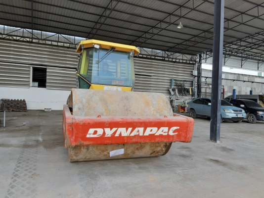 ขาย 1,850,000 รถบดสั่นสะเทือน 20 ตัน DYNAPAC CA 602D สภาพเก่านอก ล้อเหล็กเรียบหนา 2 เพลา หัวเก๋ง ยางดี เครื่องดี ปั้มสั่นแรง เล่มทะเบียน รถสวยพร้อมใช้เอกสารเล่มพร้อมโอน รถอยู่ กทม. 064-191-1112