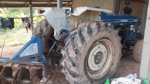 ขายรถไถ