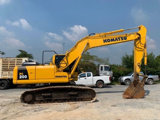 ขายด่วน!! Komatsu PC200-8MO ไมล์ 8,000 สภาพสวยมากค่ะ