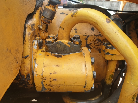 ขายรถตักล้อยาง komatsu510 เอวอ่อน กรองคู่ พร้อมใช้งาน ราคาต่อรองได้อีกครับ
