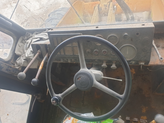 ขายรถตักล้อยาง komatsu510 เอวอ่อน กรองคู่ พร้อมใช้งาน ราคาต่อรองได้อีกครับ