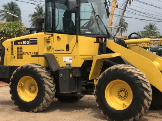 ขายรถตักล้อยาง KOMATSU WA100-5 นำเข้าเองจากญี่ปุ่น สภาพสวยพร้อมใช้งาน มีVDOการทำงานครับ