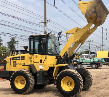 ขายรถตักล้อยาง KOMATSU WA100-5 นำเข้าเองจากญี่ปุ่น สภาพสวยพร้อมใช้งาน มีVDOการทำงานครับ