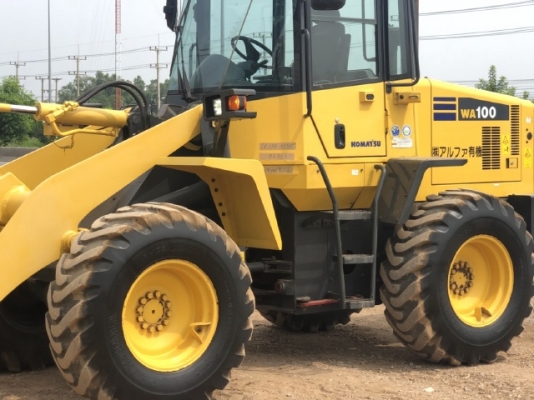 ขายรถตักล้อยาง KOMATSU WA100-5 นำเข้าเองจากญี่ปุ่น สภาพสวยพร้อมใช้งาน มีVDOการทำงานครับ