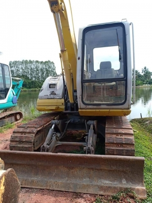 ขาย SUMITOMO SH 60-2 เก่านอกแท้  สภาพสวย เดิมๆๆ  เครื่องปั๊มแห้ง  ใช้  โทร 089-3818694 จ๊อย