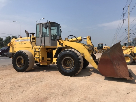 ขายรถตักล้อยาง TCM L35-3 นำเข้าเองจากญี่ปุ่น สภาพสวยพร้อมใช้งาน