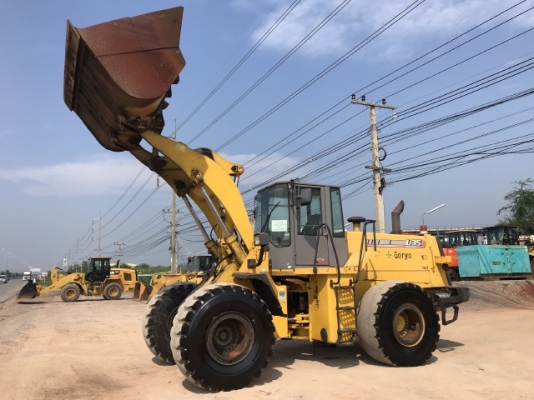 ขายรถตักล้อยาง TCM L35-3 นำเข้าเองจากญี่ปุ่น สภาพสวยพร้อมใช้งาน