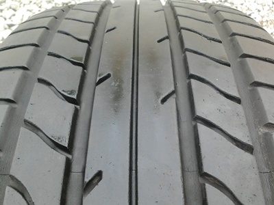 ขายยาง215/45/18 ปี 1511 YOKOHAMA ADVAN A10   1ชุด