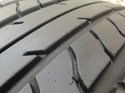 ขายยาง215/45/18 ปี 1511 YOKOHAMA ADVAN A10   1ชุด