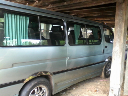 ขายรถตู้หัวจรวดปี45รถสวยจัดมากพร้อมใช้ถูกๆ