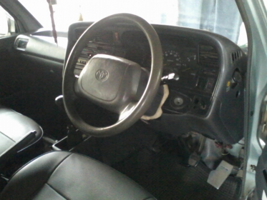 ขายรถตู้หัวจรวดปี45รถสวยจัดมากพร้อมใช้ถูกๆ