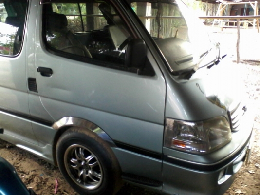 ขายรถตู้หัวจรวดปี45รถสวยจัดมากพร้อมใช้ถูกๆ