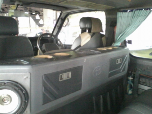 ขายรถตู้หัวจรวดปี45รถสวยจัดมากพร้อมใช้ถูกๆ