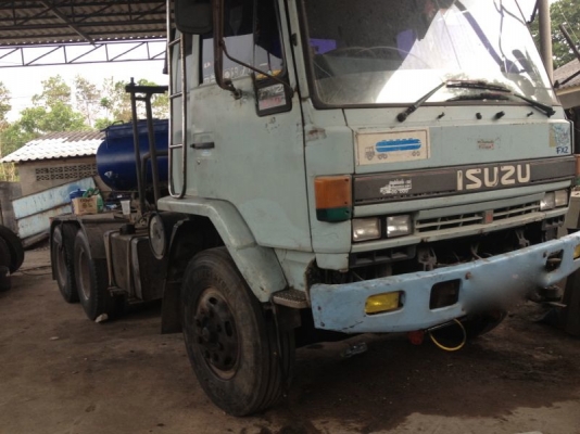 รถอิซูซุ 10 ล้อ หัวลาก เปลื่ยนเครื่อง 320 แรงม้า  ( นางฟ้าแท้ )  สนใจติดต่อ 081 - 6079515
