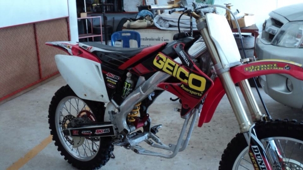 ขายโครงยืน crf 250 ปี 2005