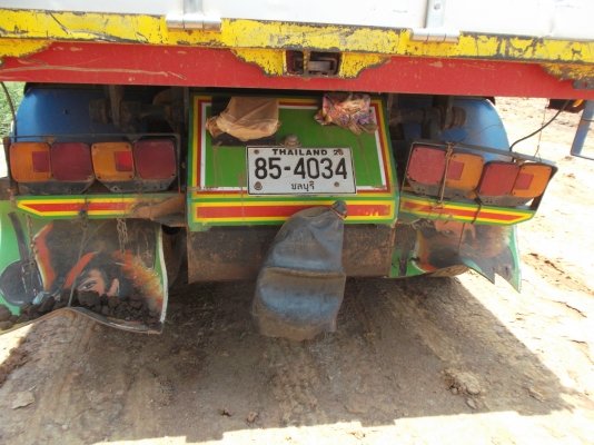 ขายด่วนรถ12ล้อ2เพลาดรั้มซีลี้700เครือง440แรงม้าE13Cปี55