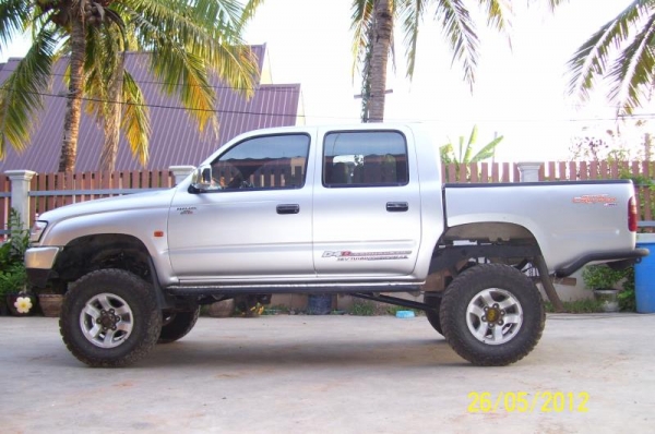 ขายถูก!!!! โตโยต้า D4D คาน 106 (คานแข็ง)