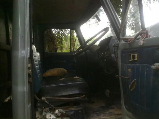 รถอิซูซุ 6 ล้อ หัวยาว เปลื่ยนเครื่อง 175 แรงม้า สนใจติดต่อ 081 - 6079515 รถอิซูซุ 6 ล้อ หัวยาว เปลื่ยนเครื่อง 175 แรงม้า สนใจติดต่อ 081 - 6079515