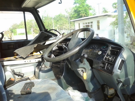 ขายหัวเก๋งรถหัวลากพร้อมเครื่องยนต์ของ UD