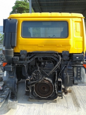 ขายหัวเก๋งรถหัวลากพร้อมเครื่องยนต์ของ UD
