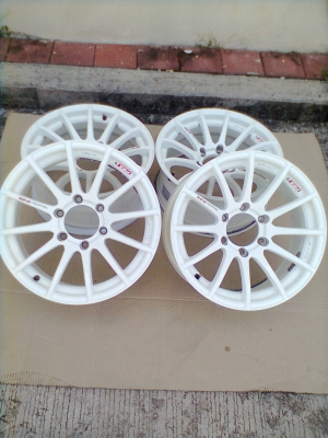 ขายแม็กขอบ 17 6รู LENSO 8นิ้ว 4 วง