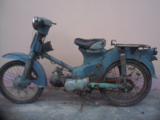 ขายครับ c50 เดิมๆๆ 6500 บาท อะไหล่เดมเยอะ ส่งได้ทั่วประเทศ สนใจติดต่อ 0883028553 (ป็อบ)