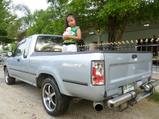 ขายโตโยต้าไมตี้เอ๊กแค๊ป ปี 97  โทร 081 3298448