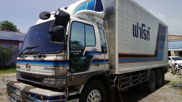 (เหลือ1คัน)HINO FL3H 195แรง สิบล้อเพลาเดียวตู้เย็น
