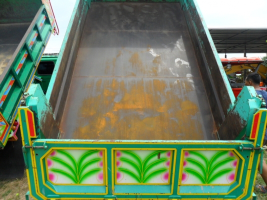 ขายรถหกล้อดัมพ์