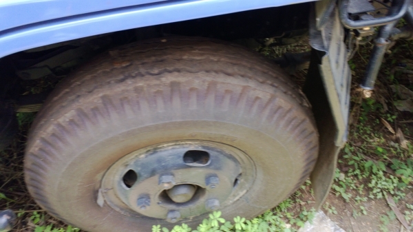 6ล้อNHRไม่ดั้มกะบะเหล็ก3.10ม.คันนี้บิ้วมาใหม่ เครื่อง110แรง สวยๆ