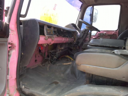 รถฮีโน่ 10 ล้อดั้ม FM227  220 แรงม้า  สนใจติดต่อ 081 - 6079515