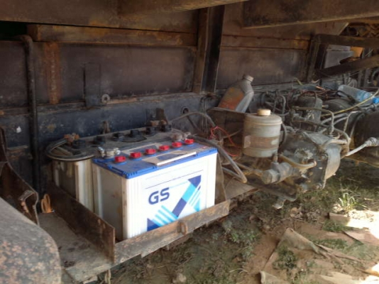 รถฮีโน่ 10 ล้อดั้ม FM227  220 แรงม้า  สนใจติดต่อ 081 - 6079515