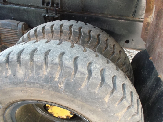 ขายด่วนรถสิบล้อหลง2เพลาดรั้มTDS/1316เครือง195แรงม้า ขายด่วนรถสิบล้อหลง2เพลาดรั้มTDS/1316เครือง195แรงม้า