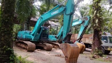 รถแบคโฮ KOBELCO YN-12 รถทำงาน 2,600 ซม. สนใจติดต่อ 081 - 6079515 รถแบคโฮ KOBELCO YN-12 รถทำงาน 2,600 ซม. สนใจติดต่อ 081 - 6079515