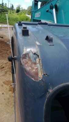 รถแบคโฮ KOBELCO YN-12 รถทำงาน 2,600 ซม. สนใจติดต่อ 081 - 6079515 รถแบคโฮ KOBELCO YN-12 รถทำงาน 2,600 ซม. สนใจติดต่อ 081 - 6079515