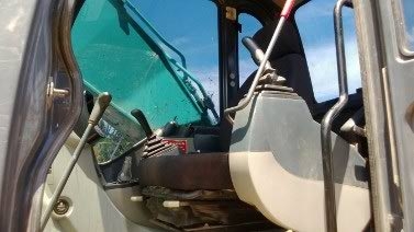 รถแบคโฮ KOBELCO YN-12 รถทำงาน 2,600 ซม. สนใจติดต่อ 081 - 6079515 รถแบคโฮ KOBELCO YN-12 รถทำงาน 2,600 ซม. สนใจติดต่อ 081 - 6079515