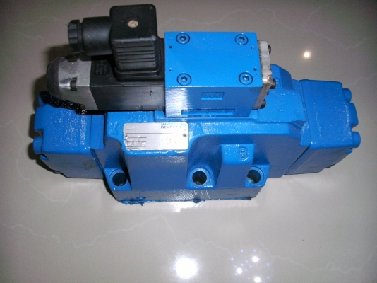 MANNESMANN  REXROTH, H-4WEH25 GB6326AG24NZ4