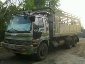 HINO FM 3H 195 HP HO7D ปี 37 สิบล้อดั๊มพ์ 2 เพลา กระบะดั๊มพ์คอกไม้ 12 ตันพร้อมบาร์อ้อยสภาพสวย เครื่องแน่นแรงดี หัวเก๋งสีบางเดิมภายในเก๋งคอนโซลสวยครบ แอร์เย็น พวงมาลัยเพาเวอร์ เบรคทริ๊ปฟี้ครบครัน ช่วงล่างคัชซีสวยยางสภาพดี 70\% พร้อมบรรทุกพร้อมใช้งาน เอกสารท HINO FM 3H 195 HP HO7D ปี 37 สิบล้อดั๊มพ์ 2 เพลา กระบะดั๊มพ์คอกไม้ 12 ตันพร้อมบาร์อ้อยสภาพสวย เครื่องแน่นแรงดี หัวเก๋งสีบางเดิมภายในเก๋งคอนโซลสวยครบ แอร์เย็น พวงมาลัยเพาเวอร์ เบรคทริ๊ปฟี้ครบครัน ช่วงล่างคัชซีสวยยางสภาพดี 70\% พร้อมบรรทุกพร้อมใช้งาน เอกสารท