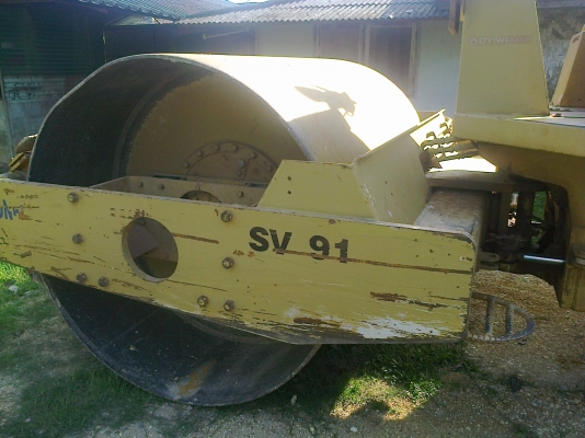 รถบดสั่นสะเทีอกSAKAI  SV91 รถสวยรถดี รถแห้งทั้งคัน มีเล่มทะเบียน