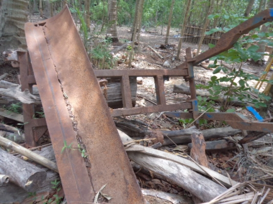 ขายผานดันหน้าของรถไถฟอร์ด อุปกรครบพร้อมติดตั้งได้เลยคับ