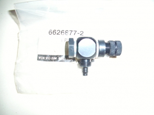 Spare part VOE 6626877 Fitting (Volvo) SER NO - 4655SER NO - 60007, SER NO 1035 -SER NO 60001 - USA, SER NO - 4229 Spare part VOE 6626877 Fitting (Volvo) SER NO - 4655SER NO - 60007, SER NO 1035 -SER NO 60001 - USA, SER NO - 4229